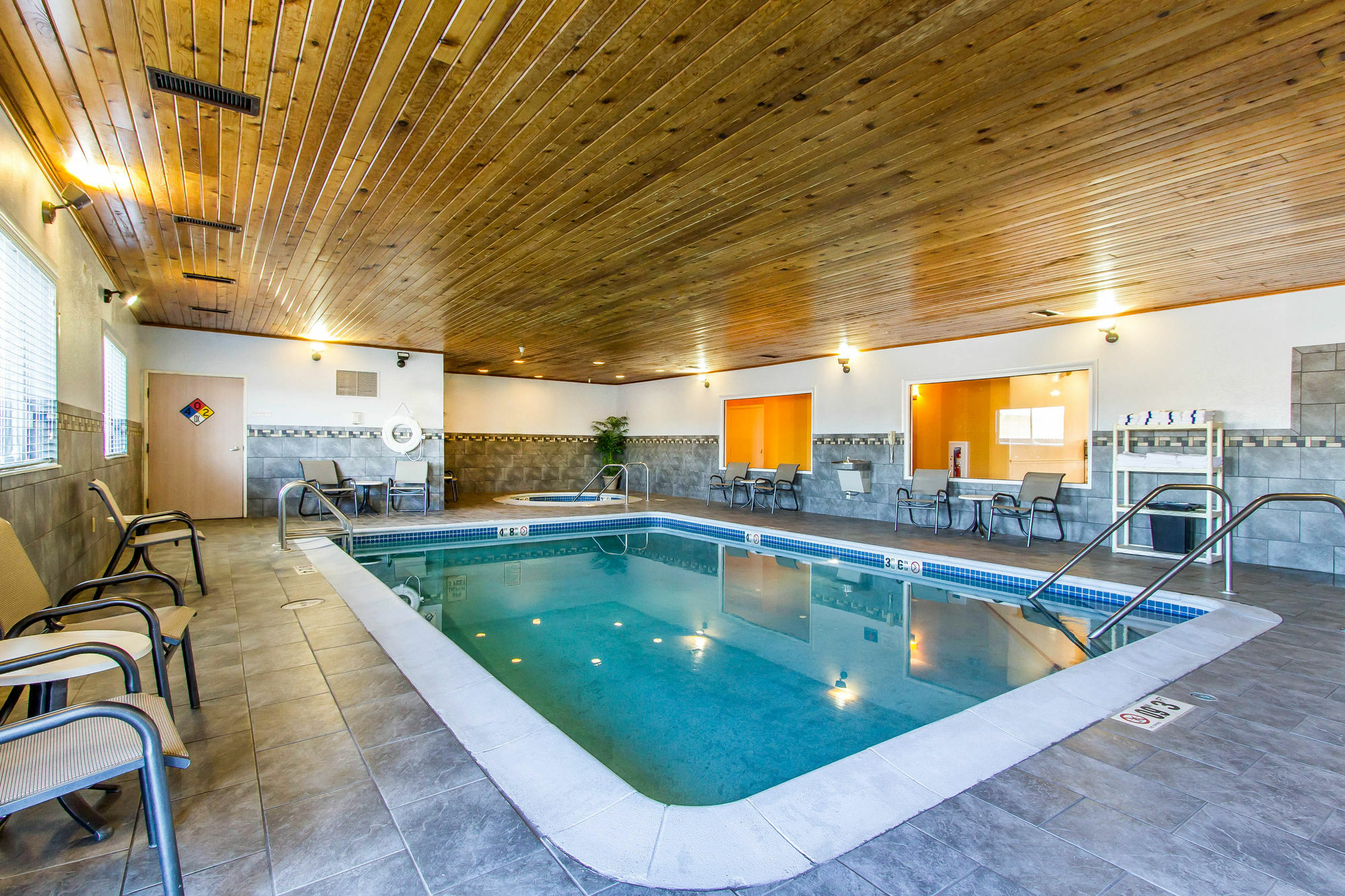 Quality Inn & Suites Keokuk North Εξωτερικό φωτογραφία